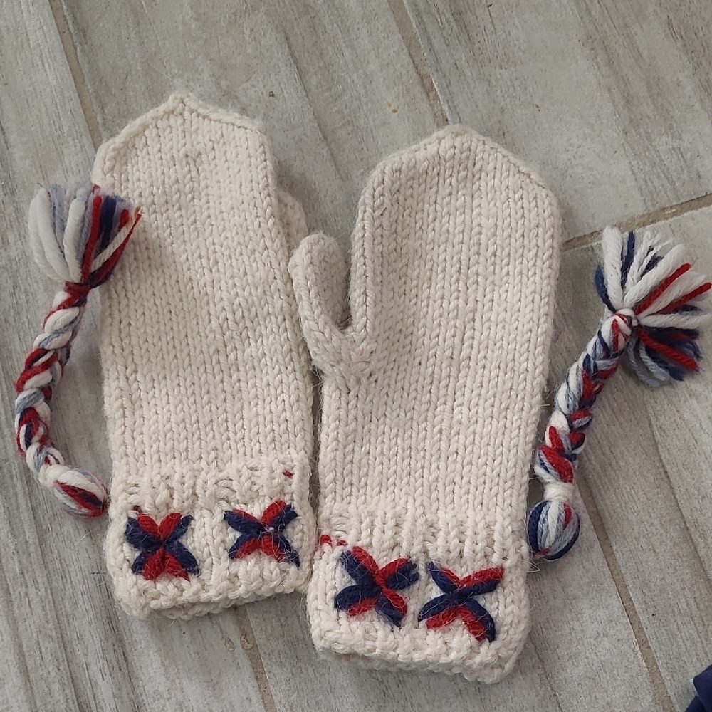 Cozy Knit Mittens with Red and Blue Accents